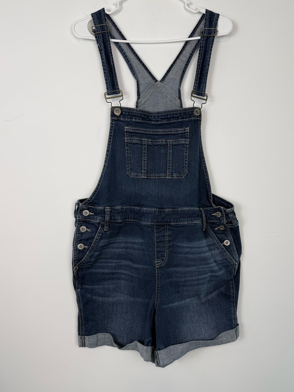 Torrid 4.5 Inch Relaxed Fit Vintage Stretch Denim/ Jean Shortall. Plus Size: 18.